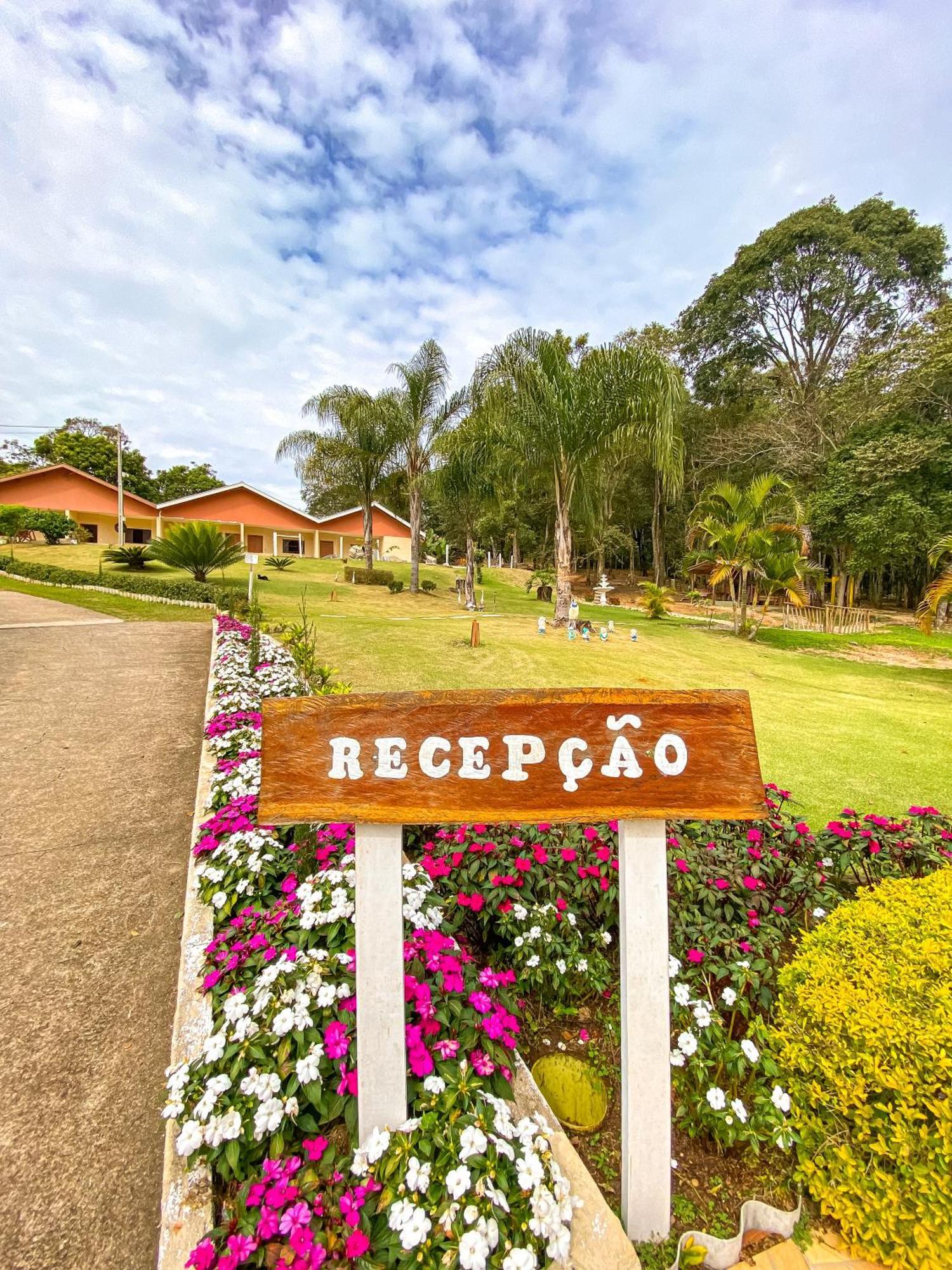 Pousada Flores Do Campo Águas de Lindóia المظهر الخارجي الصورة