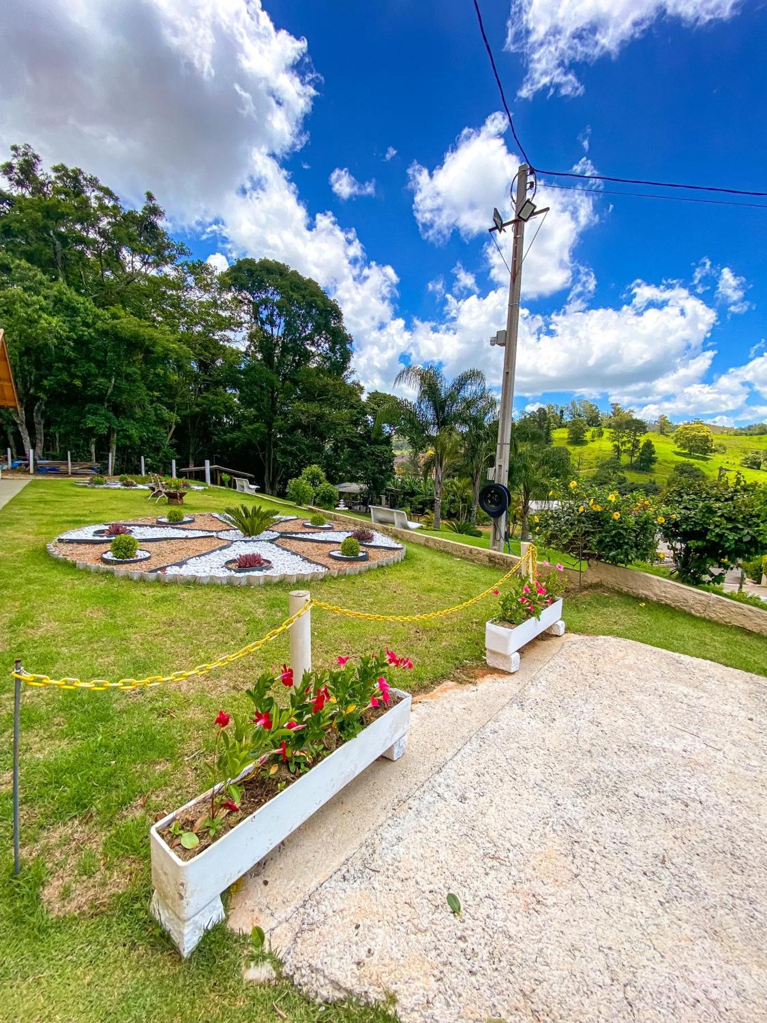 Pousada Flores Do Campo Águas de Lindóia المظهر الخارجي الصورة
