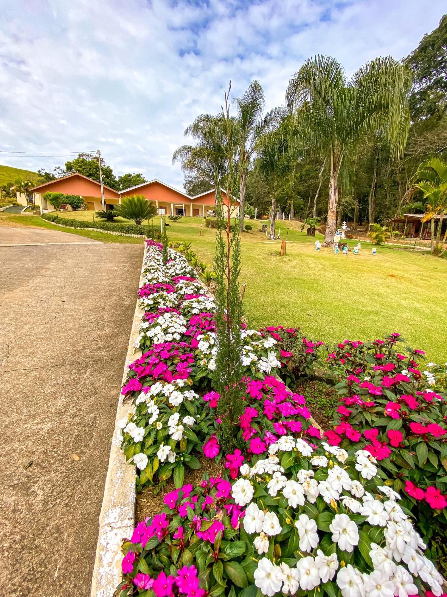 Pousada Flores Do Campo Águas de Lindóia المظهر الخارجي الصورة